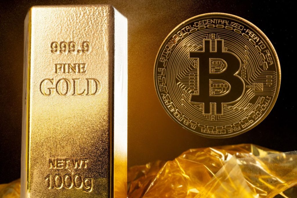 BlackRock CEO Larry Fink gold crypto BTC