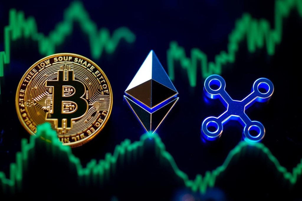 Ethereum ir Ripple XRP rinkos tendencijos - kainų svyravimai visoje kripto rinkoje