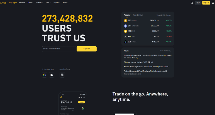 2. Binance - viena didžiausių kriptovaliutų biržų, leidžianti stebėti rinkos kainas, kapitalizaciją ir prekiauti daugiau nei 350 kriptovaliutų