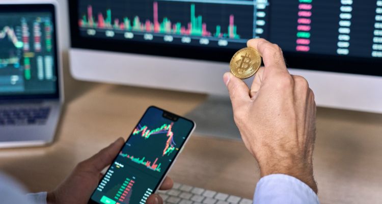 Kaip pirkti Bitcoin (BTC) su debeto arba kredito kortele?