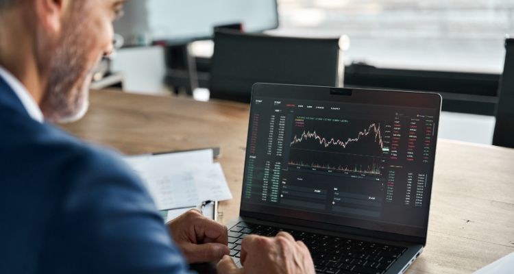 1. Susikurkite paskyrą investavimo platformoje