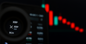 XRP’de Çift Tehdit: RSI ve Teknik Formasyonlar Düşüşü İşaret Ediyor