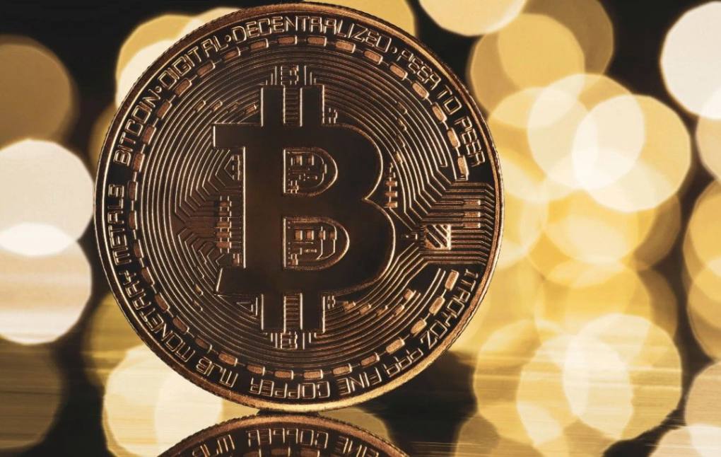Bitcoin İçin Kritik Uyarı: Coinbase CEO’su “Dünya BTC Merkezli Bir Döneme Giriyor” Dedi