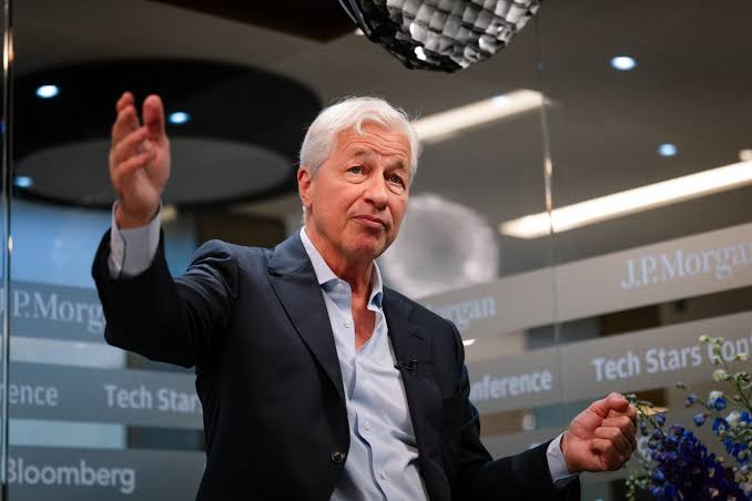 Goldman Sachs $5 Dividend and $2.36B Crypto Stake Signal a Wall Street Inflection Point